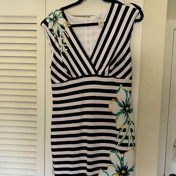 Cache Dress L   NWOT - Picture 1 of 7